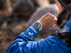 Garmin heeft een recente update van de Fenix 7 en Fenix 7 Pro opnieuw uitgebracht met andere wijzigingen dan de oorspronkelijke versie. (Afbeelding bron: Garmin)