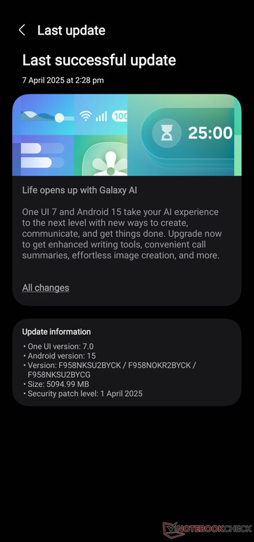 De nieuwste OS-update van Samsung is ook een enorm downloadpakket. (Afbeeldingsbron: Notebookcheck)
