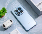 De Redmi Note 15 Pro Plus in Azure Blue-kleurstelling. (Afbeeldingsbron: Xiaomi)