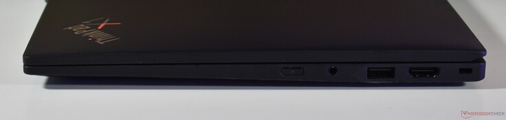 rechts: 3,5mm Audio, 3,5mm Audio, USB-A 3.2 Gen 1, HDMI, Kensington-slot