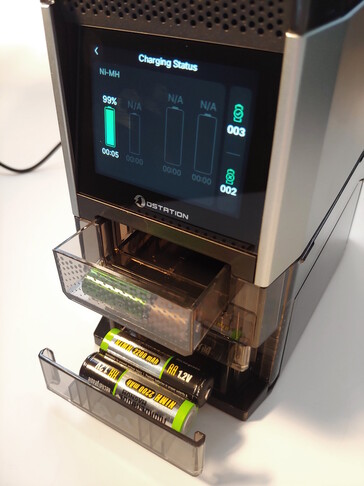 Verwerkte cellen worden in drie bakken gesorteerd. (Afbeeldingsbron: Notebookcheck)