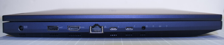 Holle voedingsaansluiting; USB Type-A 3.1 Gen 2; LAN (RJ45); 2x USB Type-C met Thunderbolt 4 en PowerDelivery; 3,5 mm combo-audio