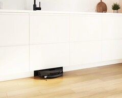 Bosch verbergt een stofzuig- en dweilrobot in een keuken.