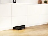 Bosch verbergt een stofzuig- en dweilrobot in een keuken.