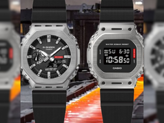 Afgebeeld, de Casio G-Shock GM-2100M-1JF (links) en de GM-5600M-1JF (rechts). (Afbeeldingsbron: @geesgshock op Instagram)
