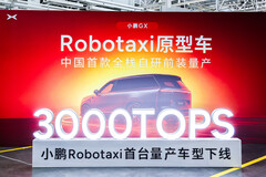 De eerste in massa geproduceerde autonome L4 robotaxi van Xpeng is gebaseerd op het vlaggenschip van de GX SUV en werkt volledig zonder LiDAR of HD-kaarten dankzij de enorme rekenkracht aan boord