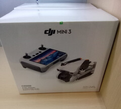 De DJI Mini 3 zou in meerdere combo deals te bestellen moeten zijn, in tegenstelling tot de Mini 3 Pro. (Beeldbron: @ShanScordamag1)