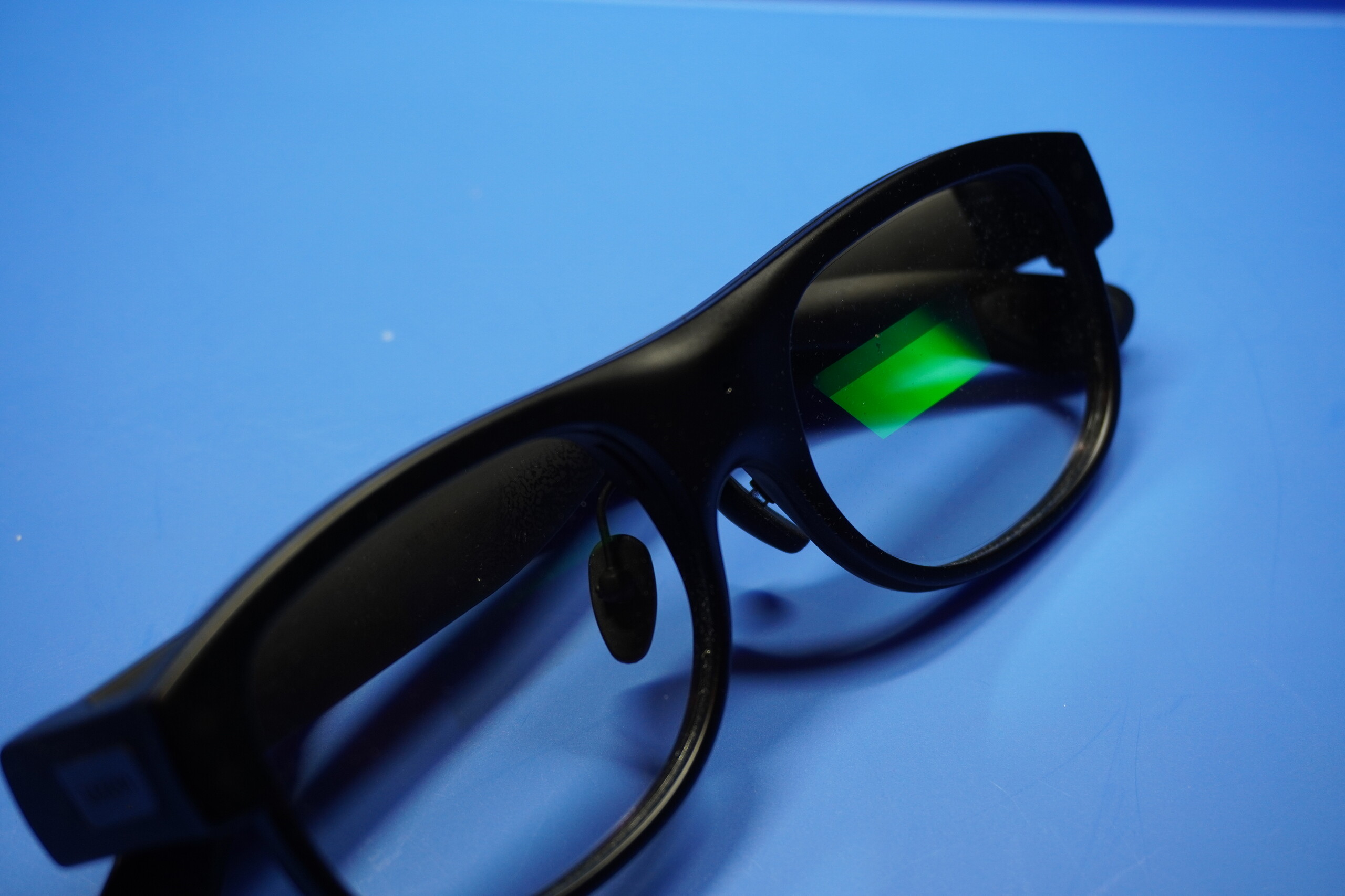 Gebruikers zullen groene ogen hebben, of ze dat nu leuk vinden of niet