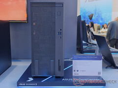 De ExpertCenter P700-serie heeft momenteel twee modellen. Afgebeeld: de P700 Mini Tower. (Afbeelding bron: Notebookcheck)