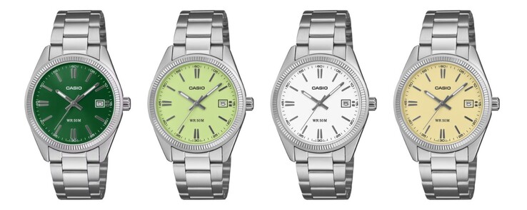 Van links naar rechts: de Casio UTP-1302PD-3A1V, UTP-1302PD-3A2V, UTP-1302PD-7AV en UTP-1302PD-9AV horloges