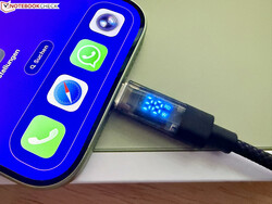 In de test laadde de iPhone 17 op met maximaal 38 watt.