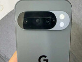 De Pixel 10 Pro zal naar verwachting een van de vier Pixel 10-smartphones zijn die Google dit jaar uitbrengt. (Afbeeldingsbron: Mystic Leaks)
