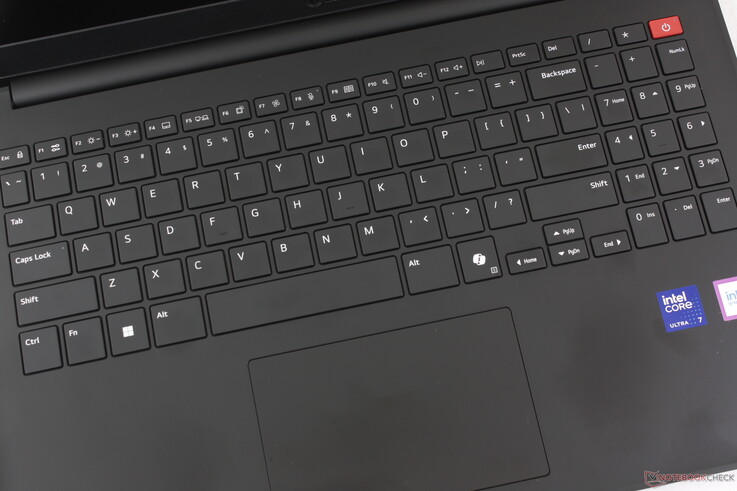 Het clickpad is redelijk groot (11,5 x 7,4 cm), maar geeft zachte en stille feedback wanneer erop wordt gedrukt