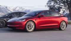 De Tesla Model 3 Highland refresh introduceerde enkele subtiele visuele veranderingen die het uiterlijk van het voertuig aanzienlijk veranderden. (Afbeeldingsbron: Tesla)