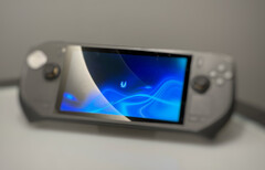 De ZOTAC ZONE combineert de ontwerpen van de ROG Ally en het Steam Deck. (Afbeeldingsbron: Andreas Schilling)