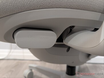 Batterij in de basis van de stoel.