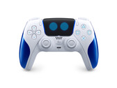De Astro Bot Limited Edition-controller heeft Astro's ogen op het touchpad. (Afbeeldingsbron: PlayStation op X/Twitter)