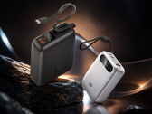 De Zeno 20.000 mAh en de Zeno 10.000 mAh powerbanks (van links naar rechts)