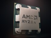 De AMD Ryzen 7 7700X3D die hier is afgebeeld, lijkt een langzamere Ryzen 7 7800X3D te zijn.