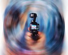 De Insta360 Luna Ultra komt voor de kroon van de DJI Osmo Pocket 4 (Pocket 3 afgebeeld).