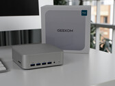 Geekom A9 Max met AMD Ryzen AI 9 HX 370 en 32 GB DDR5 RAM. (Afbeeldingsbron: Notebookcheck)