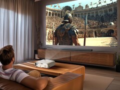 De Home Cinema 980 (foto) van Epson is nu verkrijgbaar in de VS. (Afbeeldingsbron: Epson)