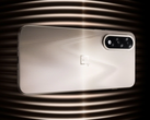 De OnePlus Ace 5 Ultra die eerder dit jaar werd gelanceerd. (Afbeeldingsbron: OnePlus)