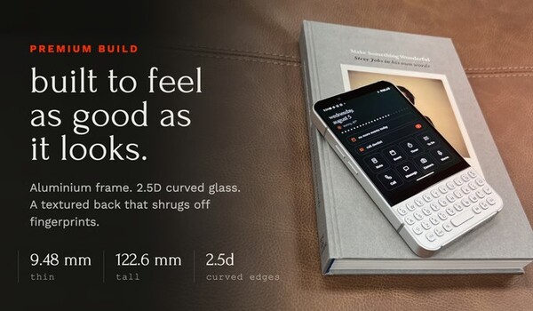 De Minimal Phone 2 is kleiner dan zijn voorganger, maar beschikt over betere specificaties.