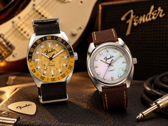 De Timex Fender TW6A14700X6 en de Timex Fender TW6A14600UJ (van rechts naar links)