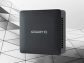 Gigabyte zal zijn nieuwe BRIX mini-PC's verkopen met een keuze uit drie Barcelo-R APU's. (Afbeelding bron: Gigabyte - bewerkt)