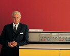 De toenmalige IBM baas Thomas Watson Jr. introduceert de System/360 computer in 1964. (Afbeelding: IBM)