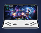Android Versie 17 introduceert een gamemodus voor opvouwbare telefoons, waarbij een virtuele gamepad wordt weergegeven.