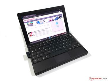 De X1 Fold kan ook als een "normale" laptop worden gebruikt, maar dan wel met de helft van het schermformaat.