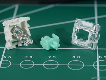 Wooting Lekker V2 behuizingskleuren. (Afbeeldingsbron: Julian van der Merwe / Notebookcheck)