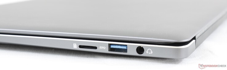 Rechts: MicroSD-lezer, USB 3.0 Type-A, 3.5-mm combo-audio