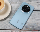 Geen enkele smartphone uit de Magic7-serie van Honor heeft een schermgrootte van minder dan 6,7 inch, Magic7 Pro op de foto. (Afbeeldingsbron: Notebookcheck)