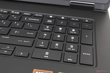 Relatief ruim numpad maar met krappe pijltjestoetsen