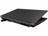 Voorlopige XMG Neo 15 E22 met RTX 3080 Ti (Tongfang GM5AG8W) Review: Is waterkoeling een tussentijdse maar haalbare oplossing voor gaming laptops?