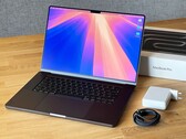De MacBook Pro met OLED-beeldscherm zou eind volgend jaar al op de markt kunnen komen. (Afbeeldingsbron: Notebookcheck)