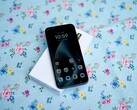 De Motorola Moto G87 heeft een zeer heldere AMOLED, wat niet altijd positief is.
