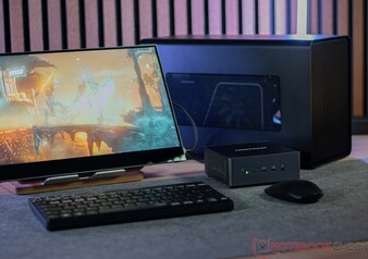 Minisforum Venus Series UM790 Pro met een Razer Core X en een Nvidia GeForce RTX 3060 Ti