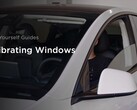 De ramen kunnen een passagier 'knellen' omdat ze niet stoppen (afbeelding: Tesla)