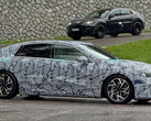 De Mercedes C-Klasse EQ: Spionnenfoto's van de nieuwe elektrische sedan - Doorbraak in design en actieradius. (Afbeeldingsbron: Andrei Nedelea)pdate belofte is aanzienlijk beperkt.