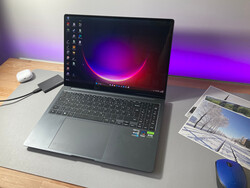 Samsung Galaxy Book3 Ultra 16 (i9-13900H, RTX 4070) geleverd door: