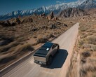 Een SpaceX Starlink Mini op een Tesla Cybertruck (Beeldbron: SpaceX)