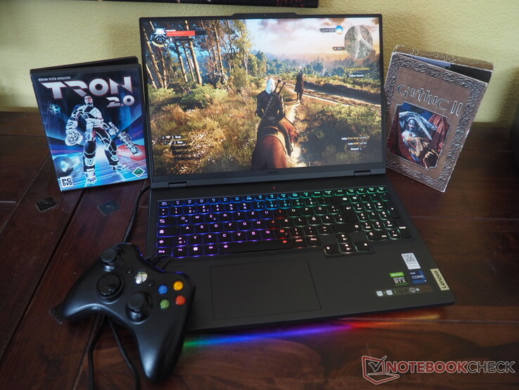 Lenovo Legion Pro 7 Lenovo Legion Pro 7