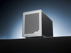 De Y104A begint bij 345 dollar op AliExpress. Afgebeeld: de voorkant van de NAS. (Afbeeldingsbron: AliExpress)