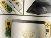 De Nintendo Switch OLED Legend of Zelda: Tears of the Kingdom Edition is online afgebeeld (afbeelding via Reddit)
