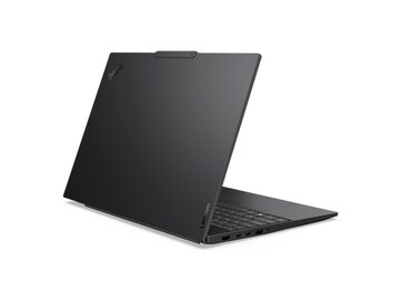 De ThinkPad E16 Gen 4 beschikt over USB-C-, USB-A- en HDMI-poorten
