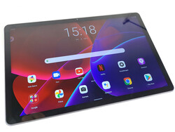 In review: Lenovo Tab P11 Plus. Testapparaat geleverd door Lenovo Duitsland.